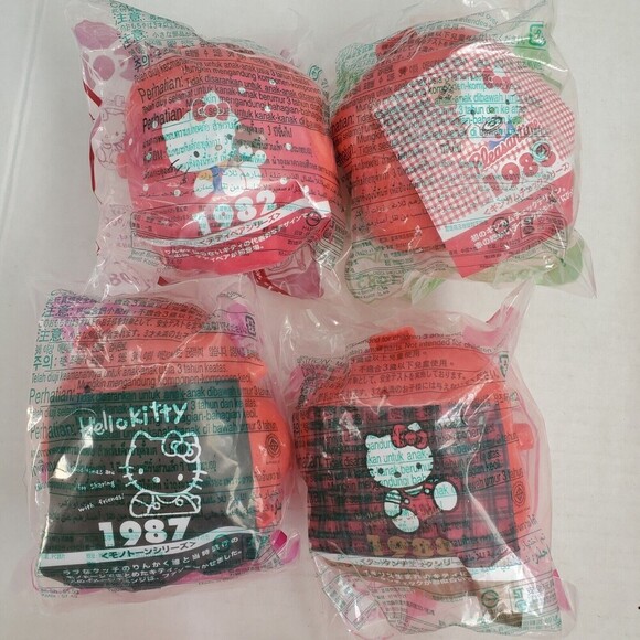 Hello Kitty 35 Yrs Collectible 2009 McDonald's Toy Lot of 12 Var Yrs 1982 - 2005 - Picture 7 of 10